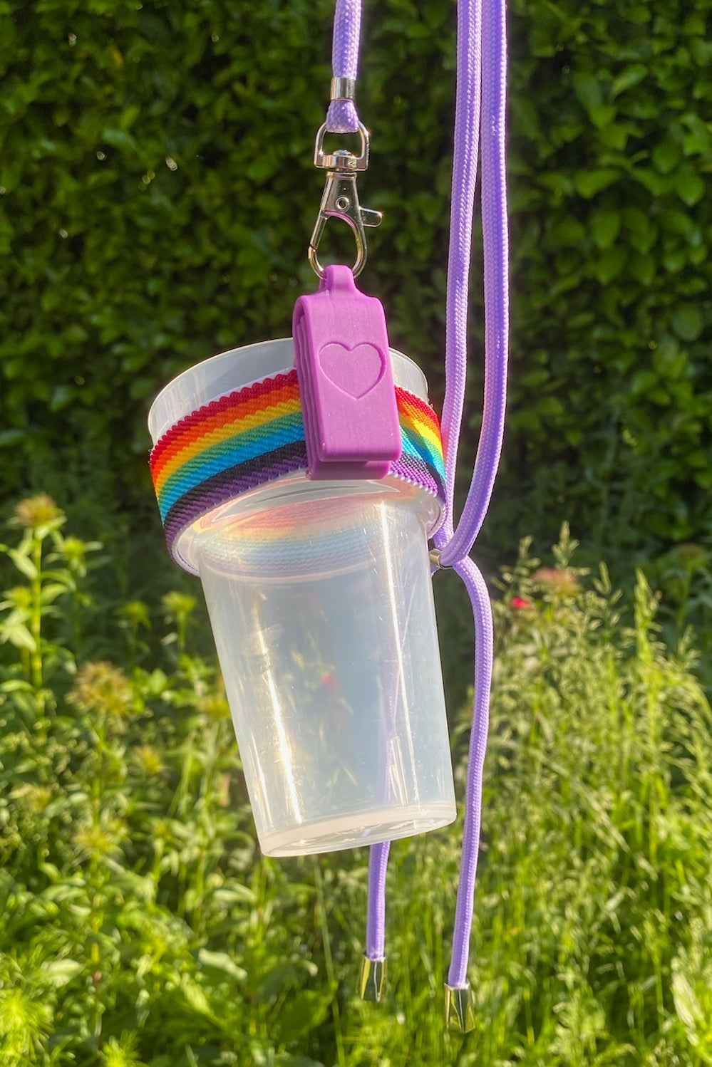 „Pride“ Clip A Cup mit luxuriösem Schlüsselband